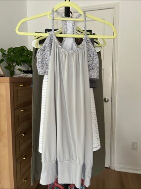 Lululemon 2 in 1 tank. Size 6.